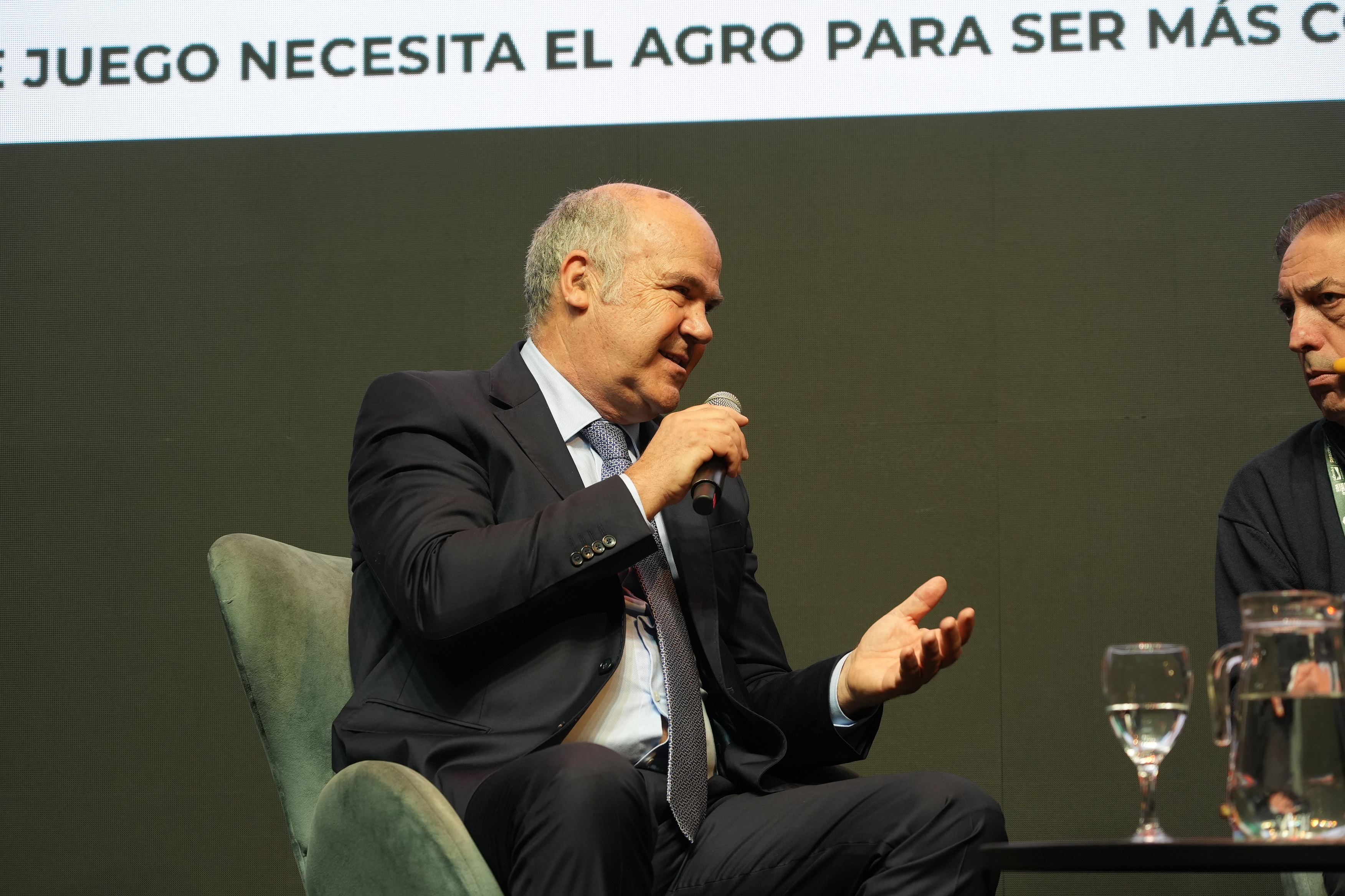 Reglas de juego claras para un agro más competitivo: La mirada de funcionarios del sector