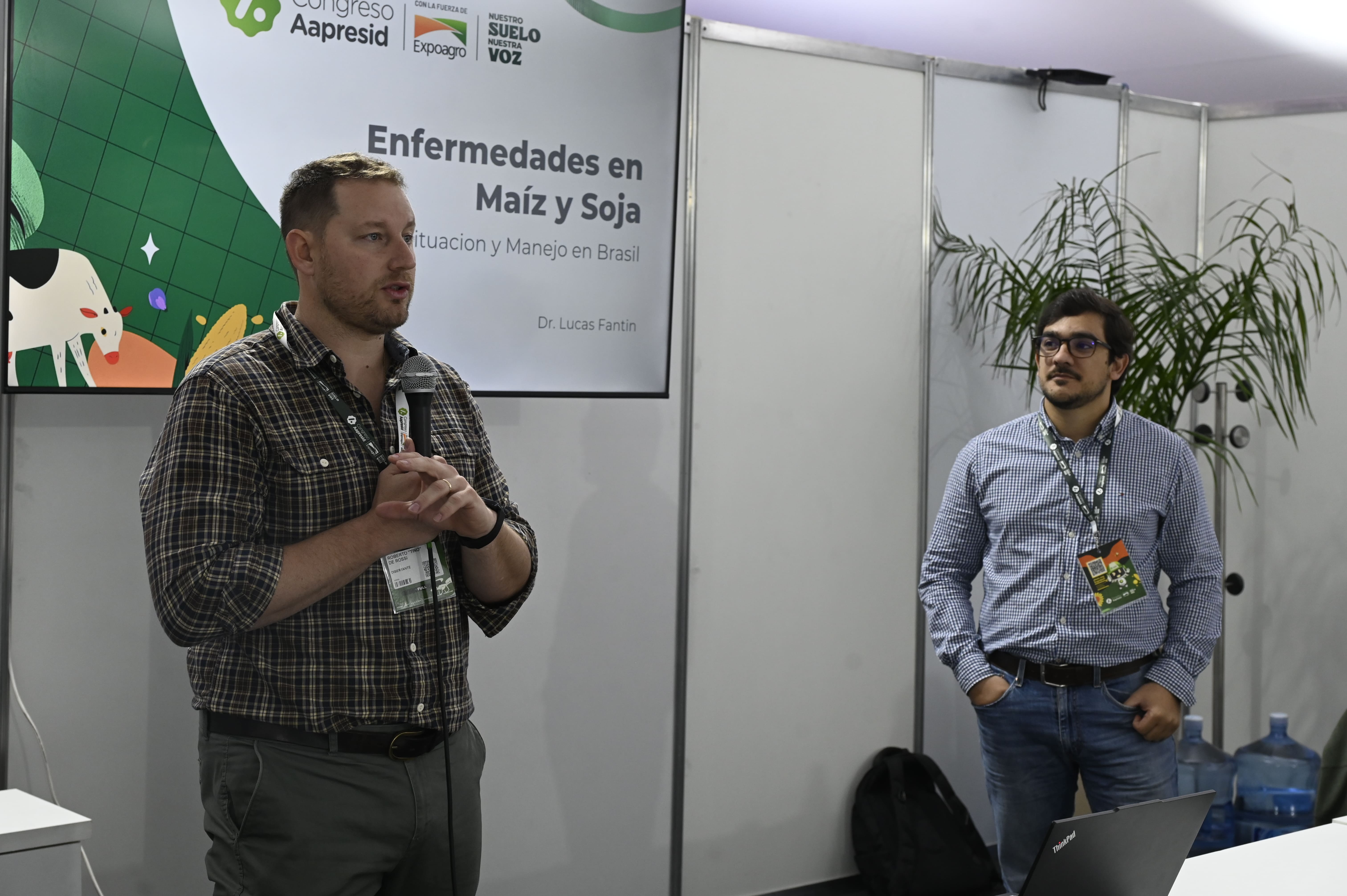 Ma&iacute;z Bt: &ldquo;El problema no son las plagas, somos nosotros&rdquo;, alertaron los expertos